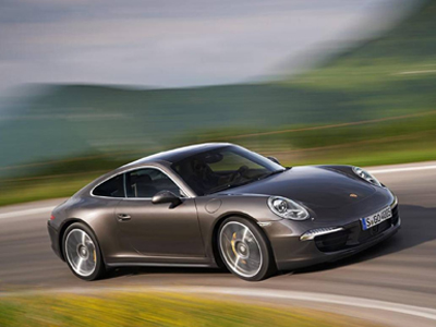 Άνοδος στις πωλήσεις της Porsche